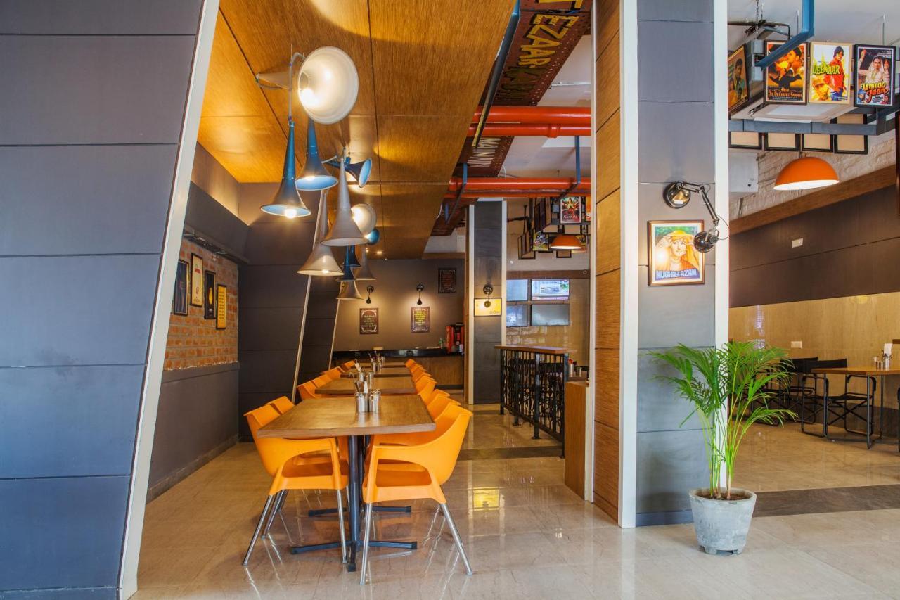 Max Hotels Jabalpur Exterior foto